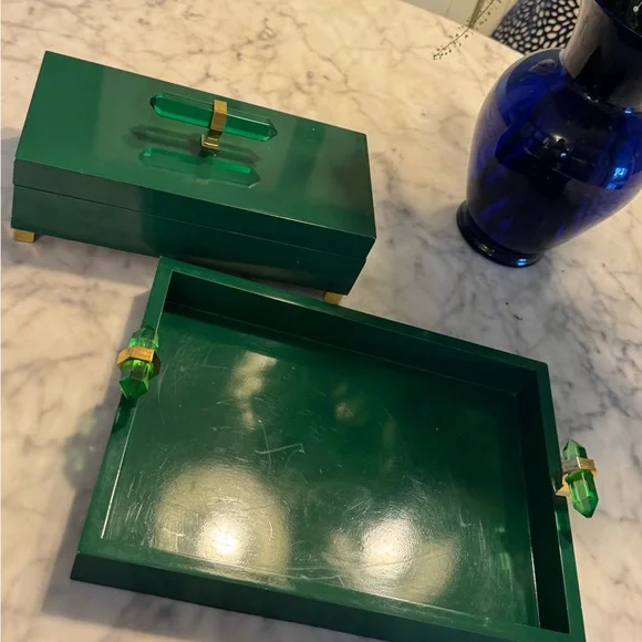 Gorgeous Art Deco Box and Tray with Crystal accents - Picture 3 of 7